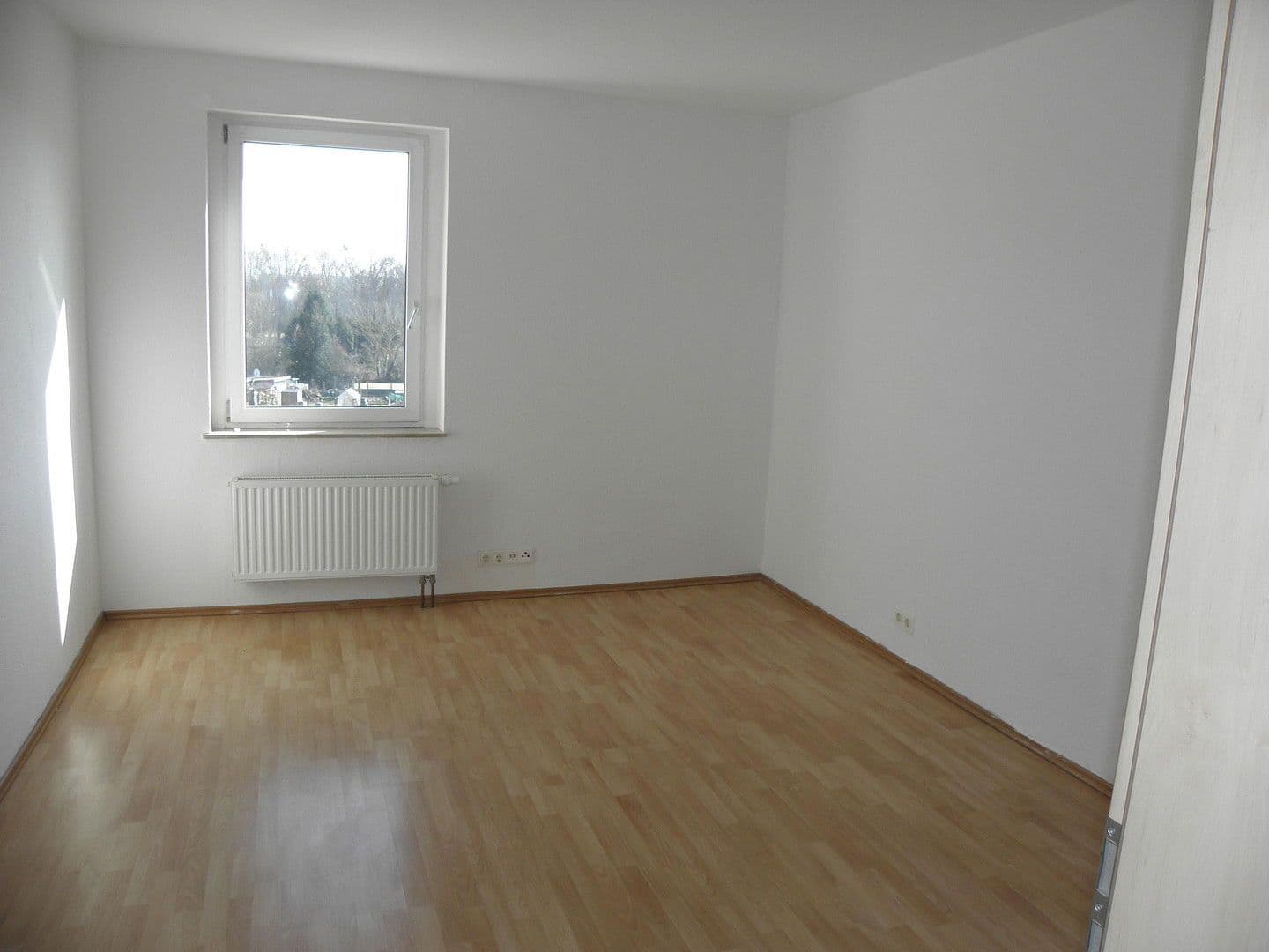 Pronájem bytu 2+1 60 m², Wernigeröder Straße 44, Magdeburg, Sasko-Anhaltsko Pronájem bytu 2+1 60 m², Wernigeröder Straße 44, Magdeburg, Sasko-Anhaltsko