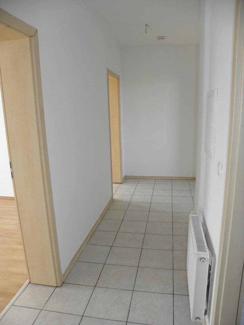 Pronájem bytu 2+1 60 m², Wernigeröder Straße 44, Magdeburg, Sasko-Anhaltsko Pronájem bytu 2+1 60 m², Wernigeröder Straße 44, Magdeburg, Sasko-Anhaltsko