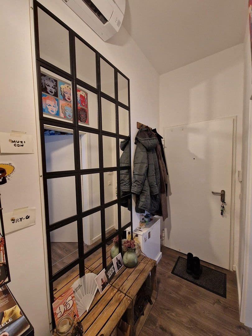 Pronájem bytu 2+1 41 m², Kölner Strasse 1, Leverkusen, Severní Porýní-Vestfálsko Pronájem bytu 2+1 41 m², Kölner Strasse 1, Leverkusen, Severní Porýní-Vestfálsko