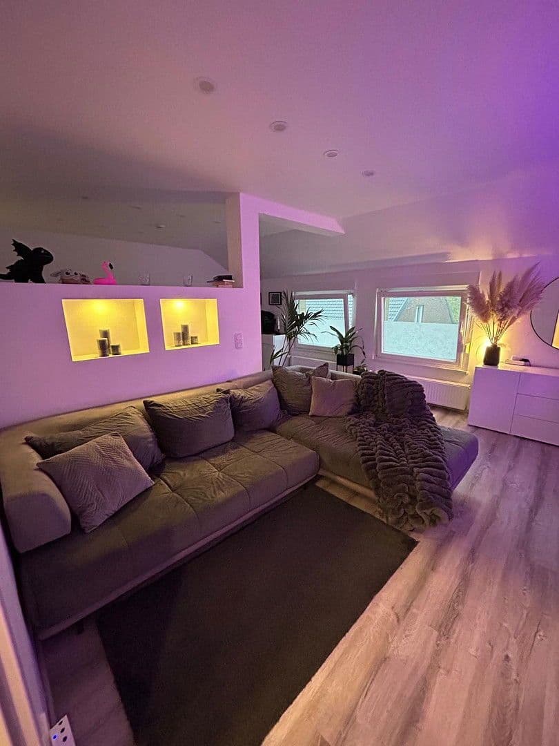 Prodej domu 168 m², pozemek 509 m², Würselen, Severní Porýní-Vestfálsko Prodej domu 168 m², pozemek 509 m², Würselen, Severní Porýní-Vestfálsko