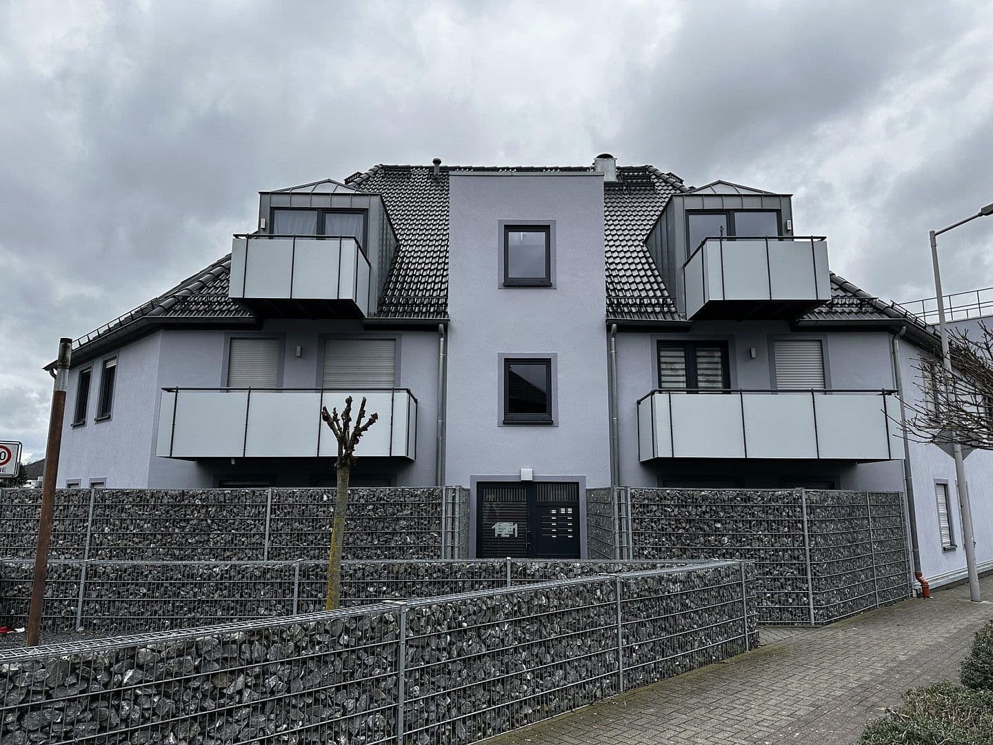 Prodej domu 1.235 m², pozemek 1.170 m², Alsdorf, Severní Porýní-Vestfálsko Prodej domu 1.235 m², pozemek 1.170 m², Alsdorf, Severní Porýní-Vestfálsko