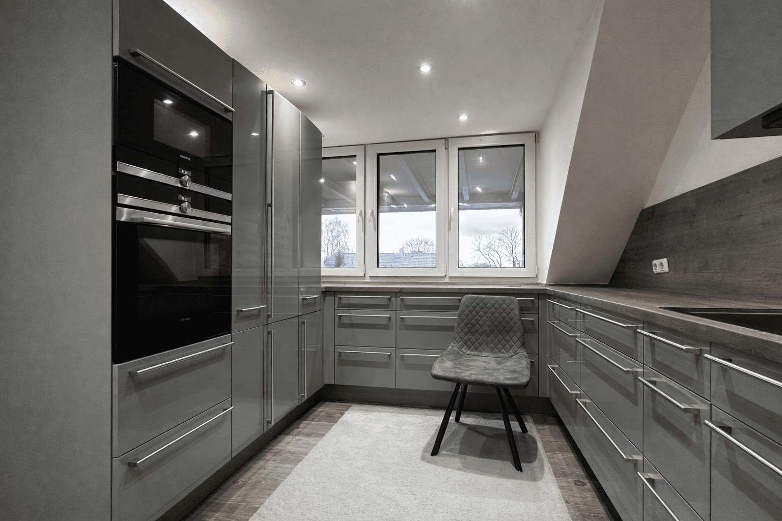 Prodej domu 1.235 m², pozemek 1.170 m², Alsdorf, Severní Porýní-Vestfálsko Prodej domu 1.235 m², pozemek 1.170 m², Alsdorf, Severní Porýní-Vestfálsko