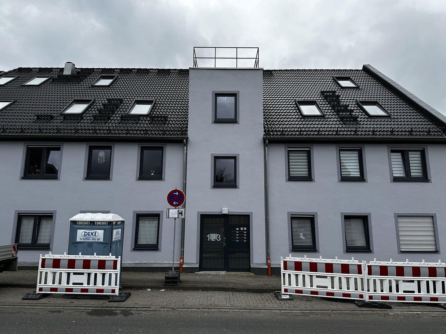 Prodej domu 1.235 m², pozemek 1.170 m², Alsdorf, Severní Porýní-Vestfálsko Prodej domu 1.235 m², pozemek 1.170 m², Alsdorf, Severní Porýní-Vestfálsko