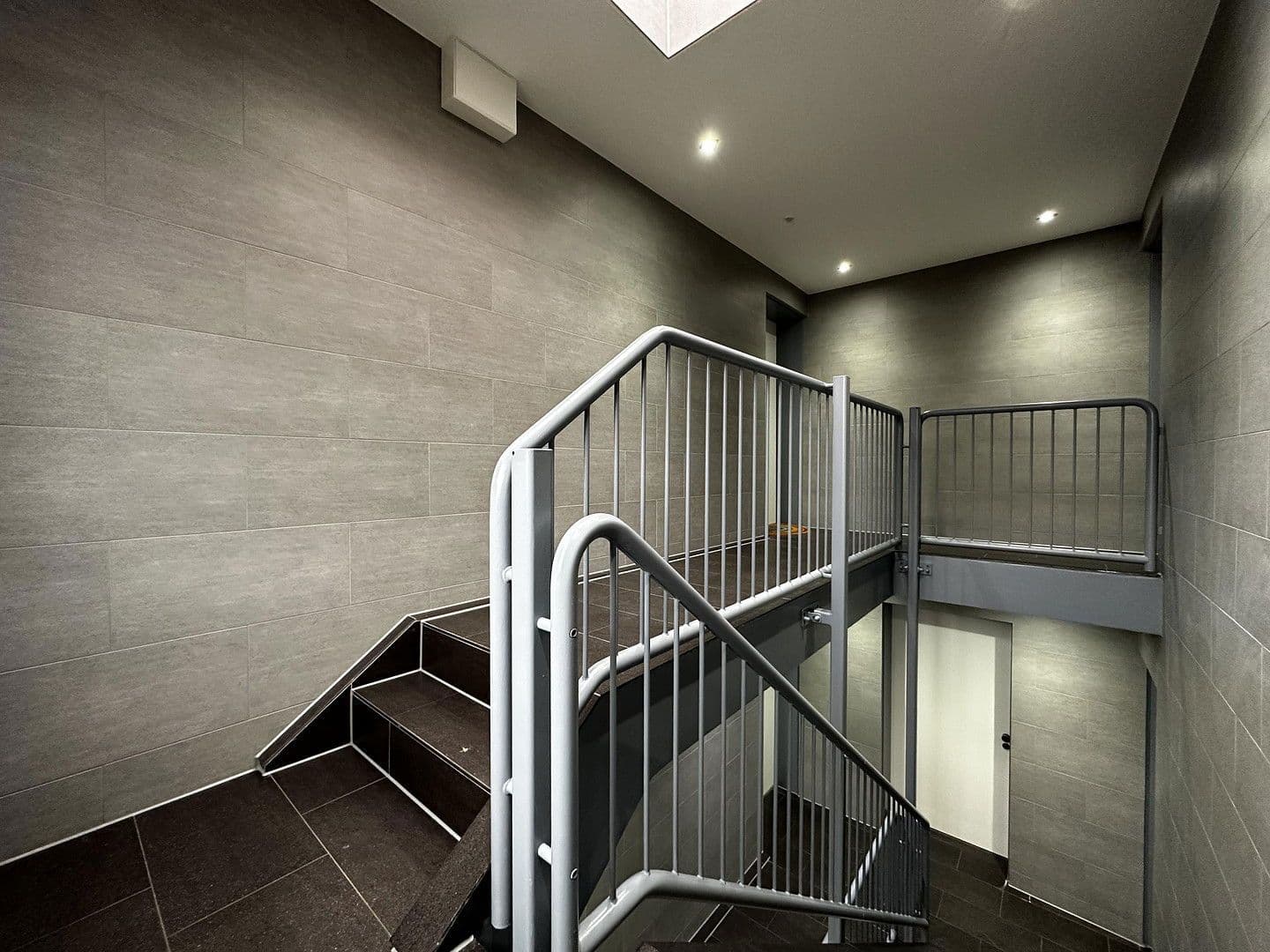 Prodej domu 1.235 m², pozemek 1.170 m², Alsdorf, Severní Porýní-Vestfálsko Prodej domu 1.235 m², pozemek 1.170 m², Alsdorf, Severní Porýní-Vestfálsko