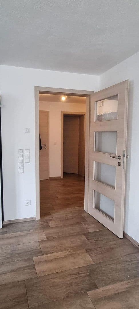 Prodej domu 105 m², pozemek 300 m², Sportplatzstraße 5, Weil, Bavorsko Prodej domu 105 m², pozemek 300 m², Sportplatzstraße 5, Weil, Bavorsko