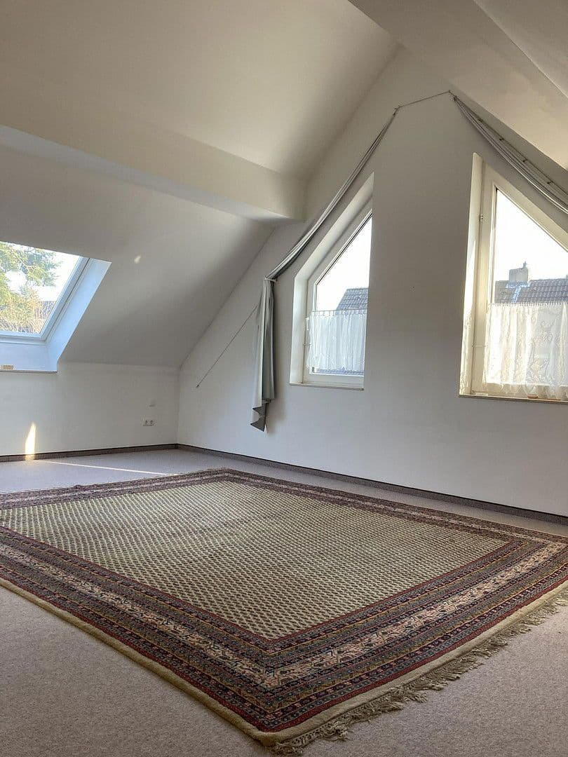 Prodej domu 179 m², pozemek 268 m², Duisburg, Severní Porýní-Vestfálsko Prodej domu 179 m², pozemek 268 m², Duisburg, Severní Porýní-Vestfálsko