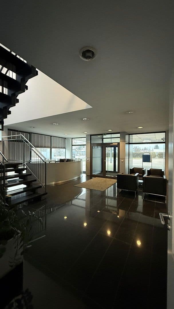 Pronájem nebytového prostoru 3.535 m², Friedrich-List-Strasse 3, Radebeul, Sasko Pronájem nebytového prostoru 3.535 m², Friedrich-List-Strasse 3, Radebeul, Sasko