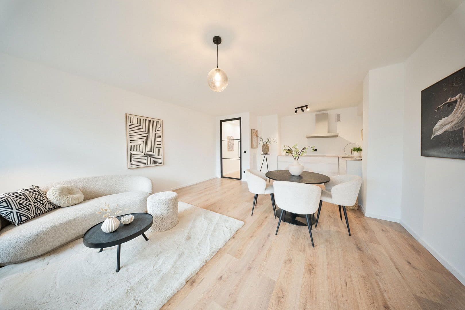 Prodej bytu 2+1 61 m², Krefeld, Severní Porýní-Vestfálsko Prodej bytu 2+1 61 m², Krefeld, Severní Porýní-Vestfálsko