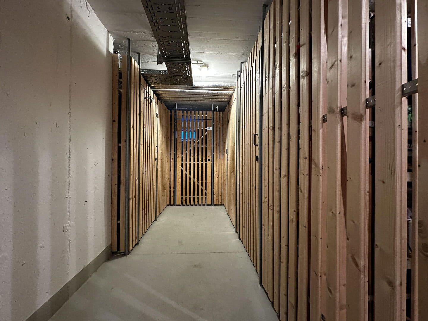 Pronájem bytu 1+1 45 m², Endenicher Str. 308, Bonn, Severní Porýní-Vestfálsko Pronájem bytu 1+1 45 m², Endenicher Str. 308, Bonn, Severní Porýní-Vestfálsko