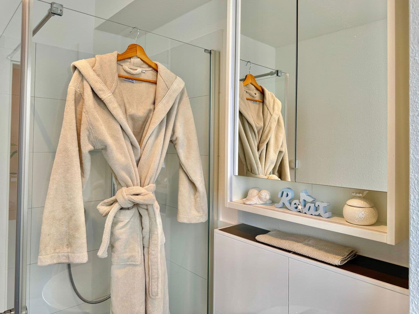 Pronájem bytu 1+1 45 m², Endenicher Str. 308, Bonn, Severní Porýní-Vestfálsko Pronájem bytu 1+1 45 m², Endenicher Str. 308, Bonn, Severní Porýní-Vestfálsko