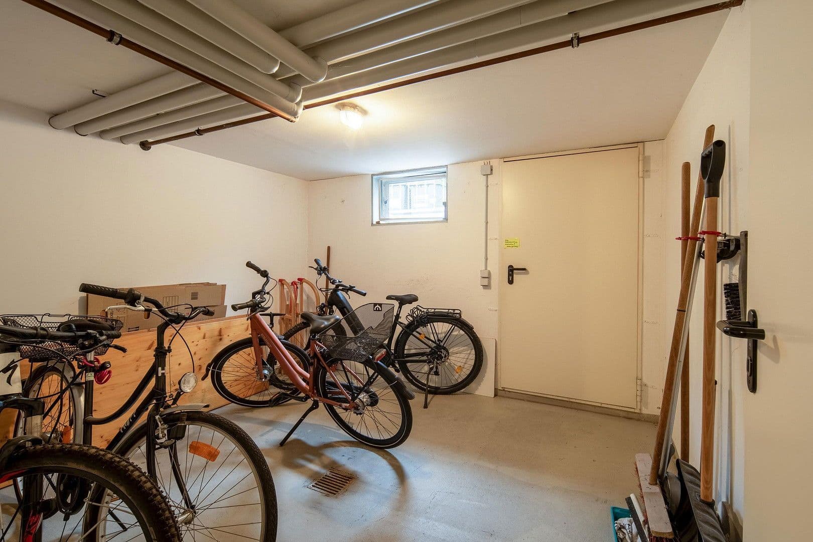 Pronájem bytu 3+1 105 m², Peter Gräber Straße 1, Edenkoben, Porýní-Falc Pronájem bytu 3+1 105 m², Peter Gräber Straße 1, Edenkoben, Porýní-Falc