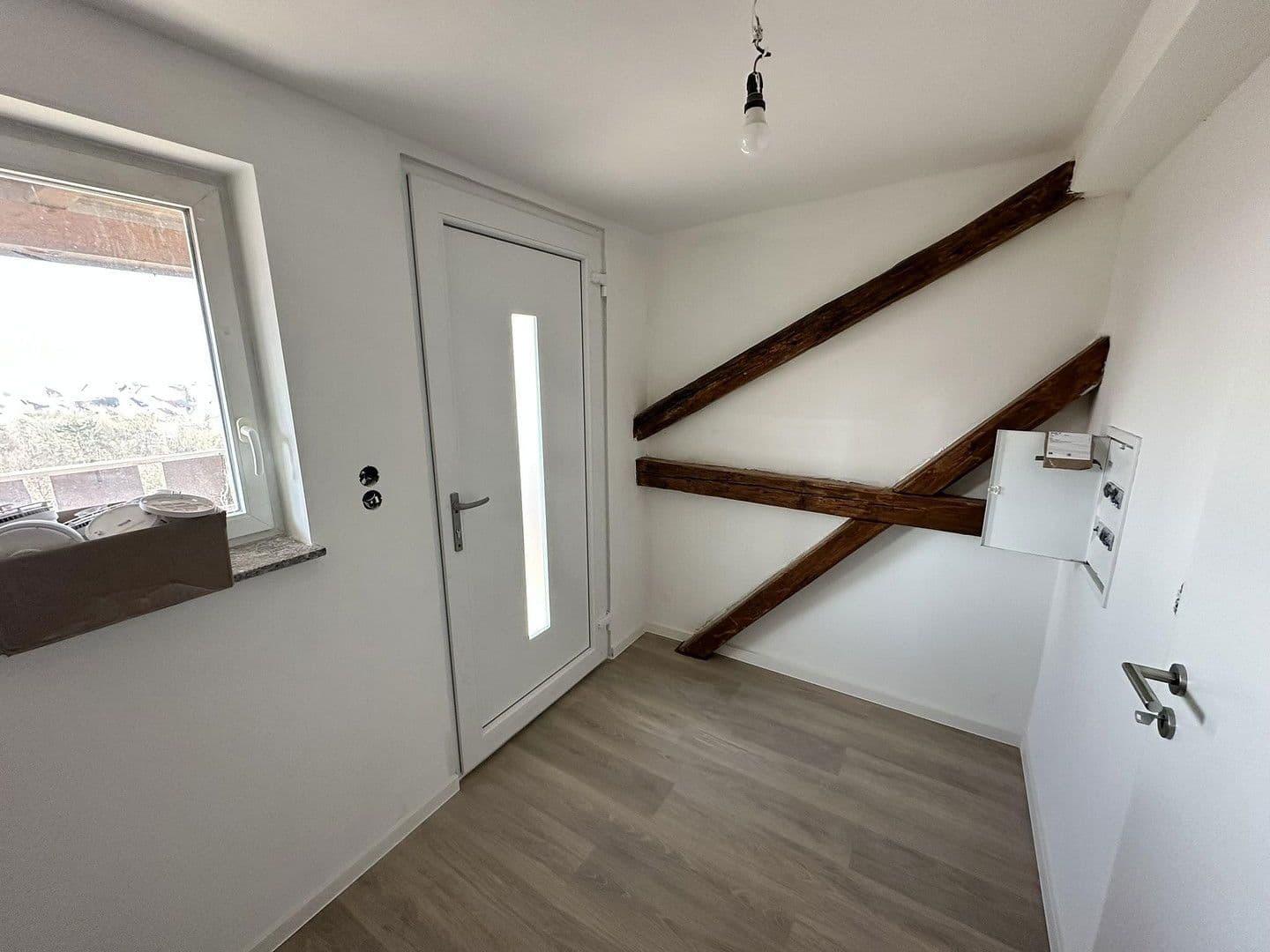 Pronájem bytu 3+1 79 m², Bergstraße 56, Apolda, Durynsko Pronájem bytu 3+1 79 m², Bergstraße 56, Apolda, Durynsko