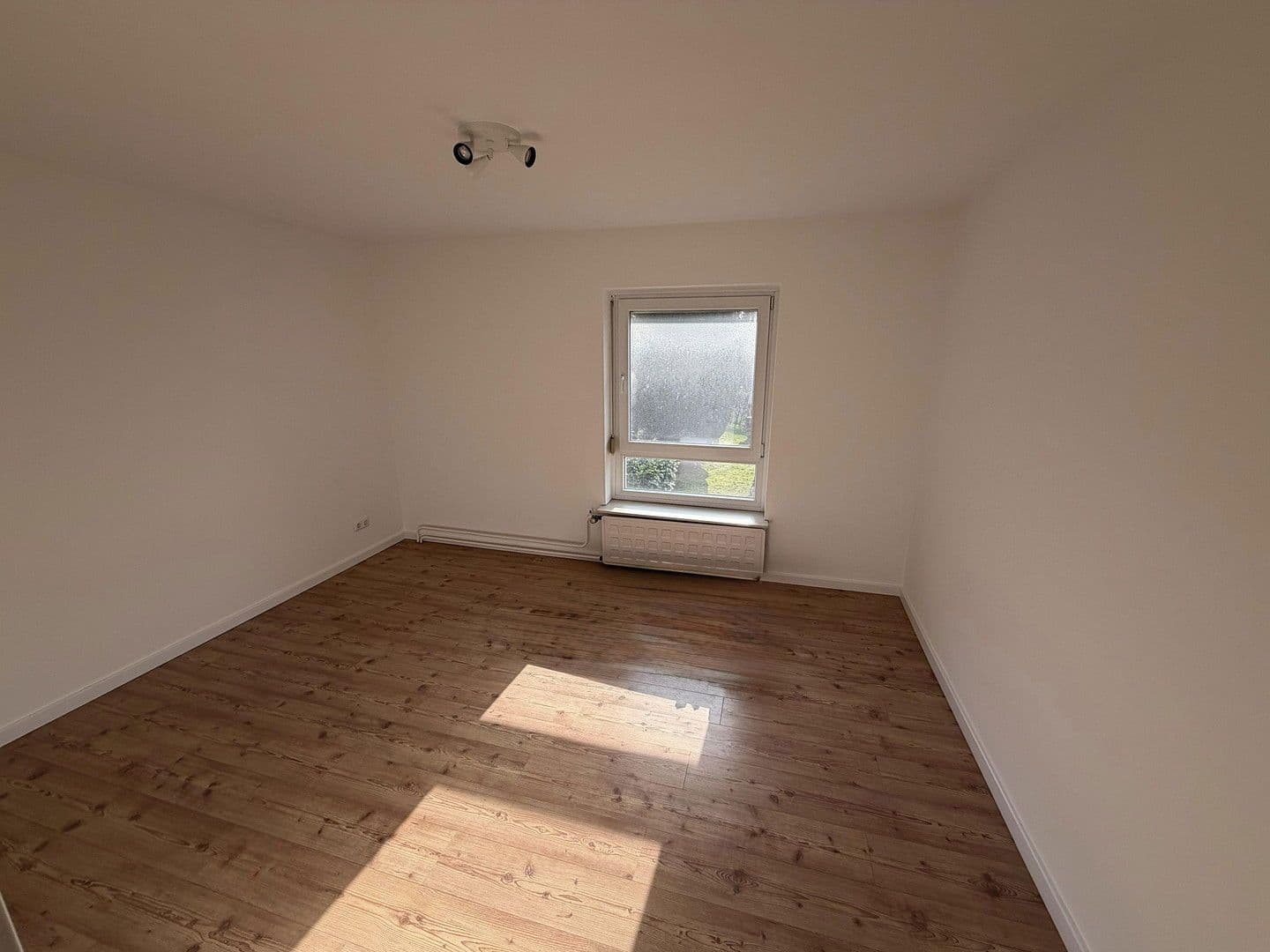 Pronájem domu 75 m², pozemek 125 m², Hamburg, Hamburg Pronájem domu 75 m², pozemek 125 m², Hamburg, Hamburg