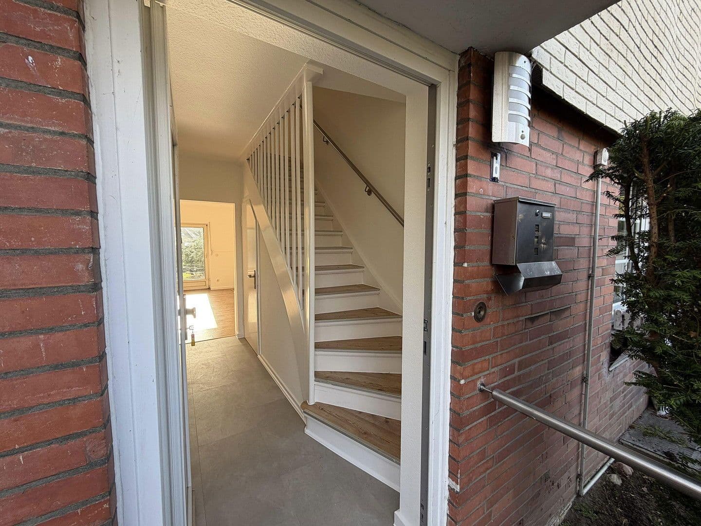 Pronájem domu 75 m², pozemek 125 m², Hamburg, Hamburg Pronájem domu 75 m², pozemek 125 m², Hamburg, Hamburg