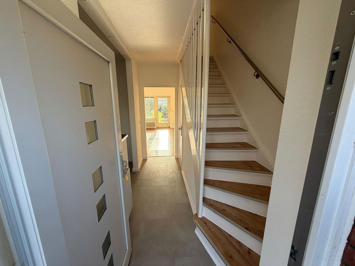 Pronájem domu 75 m², pozemek 125 m², Hamburg, Hamburg Pronájem domu 75 m², pozemek 125 m², Hamburg, Hamburg