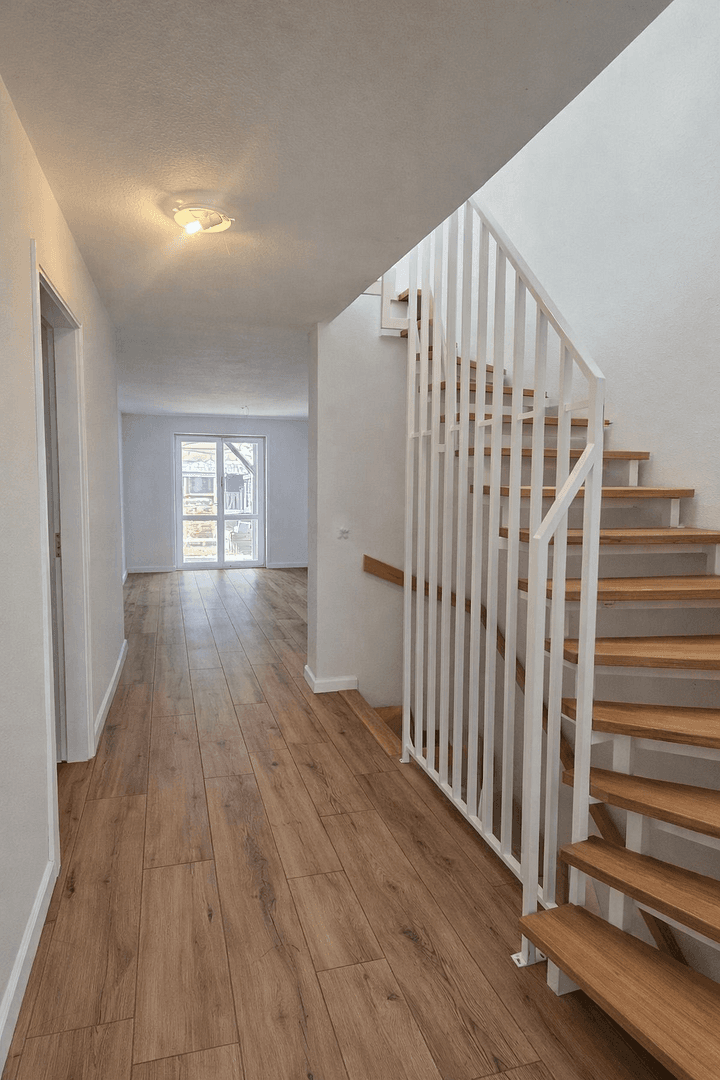 Pronájem domu 135 m², pozemek 325 m², Seestr. 13a, Hoppegarten, Braniborsko Pronájem domu 135 m², pozemek 325 m², Seestr. 13a, Hoppegarten, Braniborsko