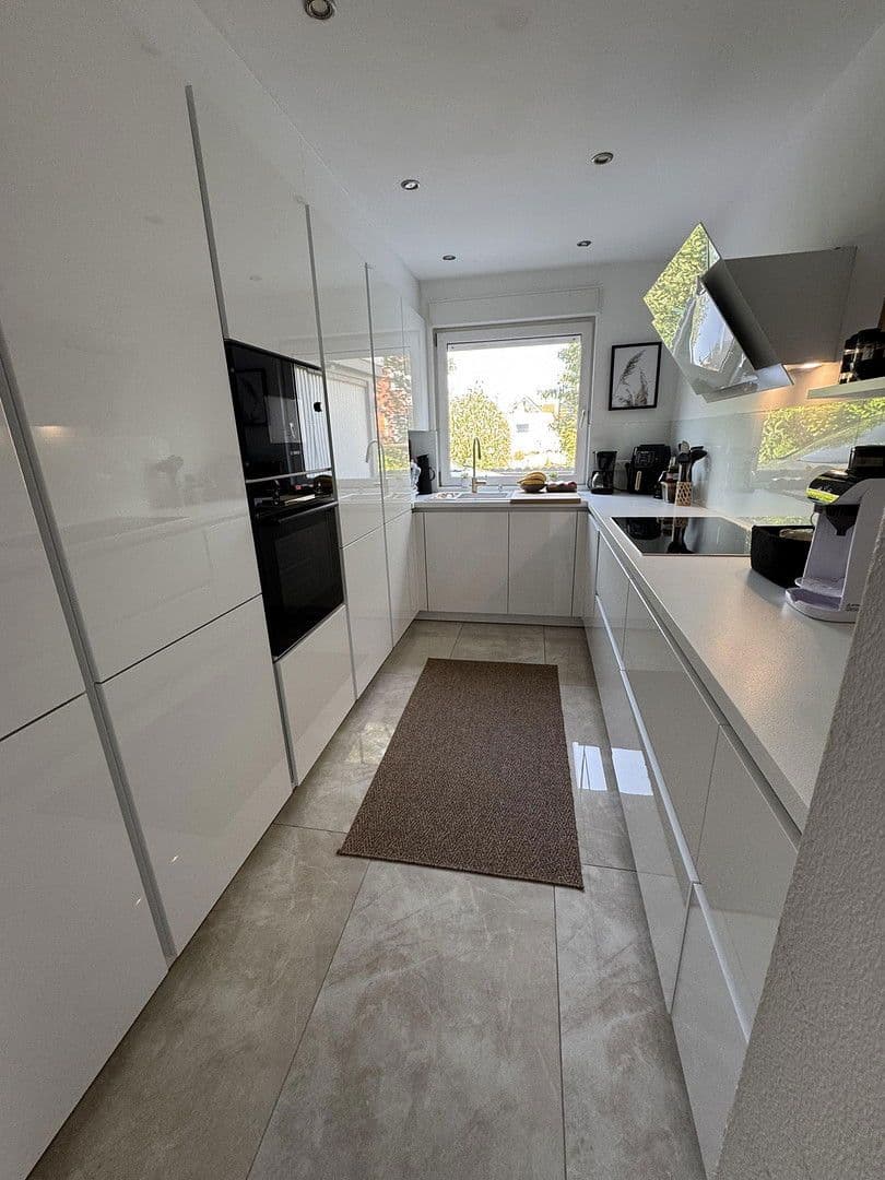 Prodej domu 128 m², pozemek 330 m², Orthleut 15, Langenhagen, Dolní Sasko Prodej domu 128 m², pozemek 330 m², Orthleut 15, Langenhagen, Dolní Sasko