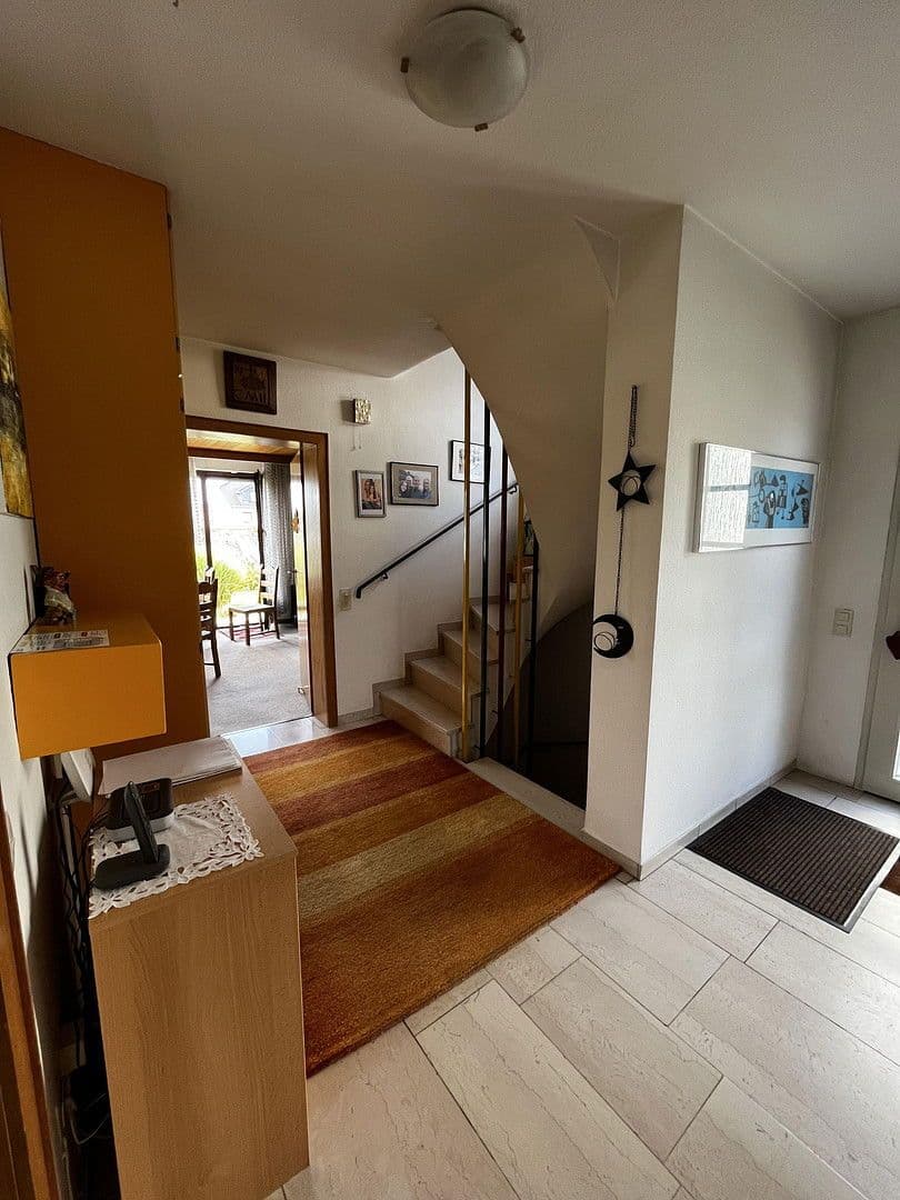 Prodej domu 152 m², pozemek 360 m², Auf Überhaaren 51, Cáchy, Severní Porýní-Vestfálsko Prodej domu 152 m², pozemek 360 m², Auf Überhaaren 51, Cáchy, Severní Porýní-Vestfálsko