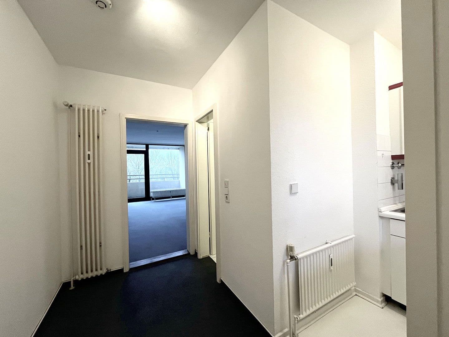 Pronájem bytu 1+1 35 m², Bemeroder Anger 17, Hannover, Dolní Sasko Pronájem bytu 1+1 35 m², Bemeroder Anger 17, Hannover, Dolní Sasko