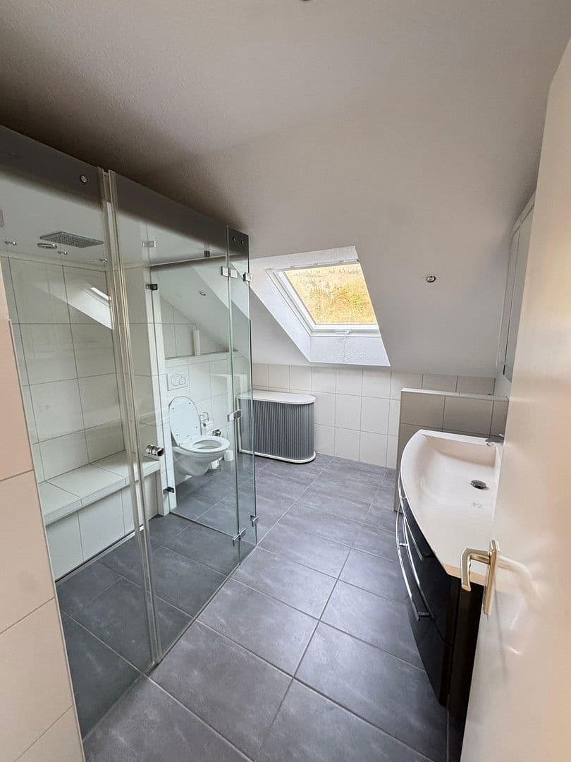 Pronájem bytu 3+1 88 m², Wehr, Bádensko-Württembersko Pronájem bytu 3+1 88 m², Wehr, Bádensko-Württembersko