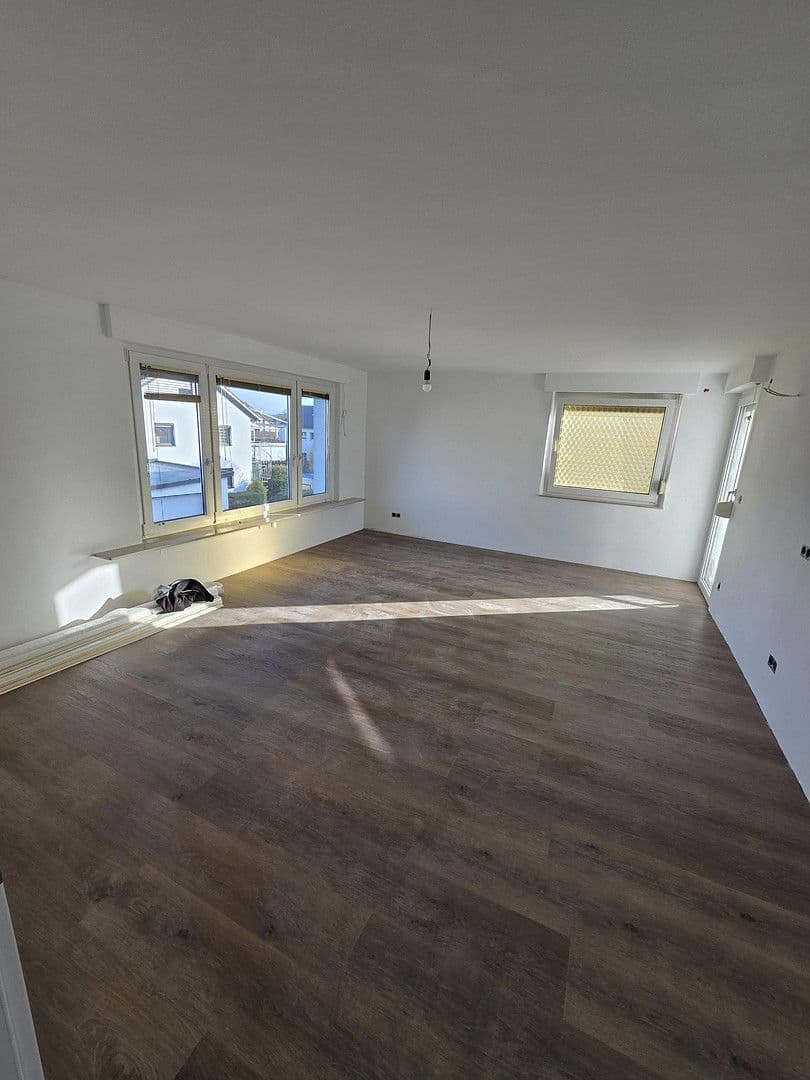 Pronájem bytu 3+1 93 m², Egartstraße 2, Leinfelden-Echterdingen, Bádensko-Württembersko Pronájem bytu 3+1 93 m², Egartstraße 2, Leinfelden-Echterdingen, Bádensko-Württembersko