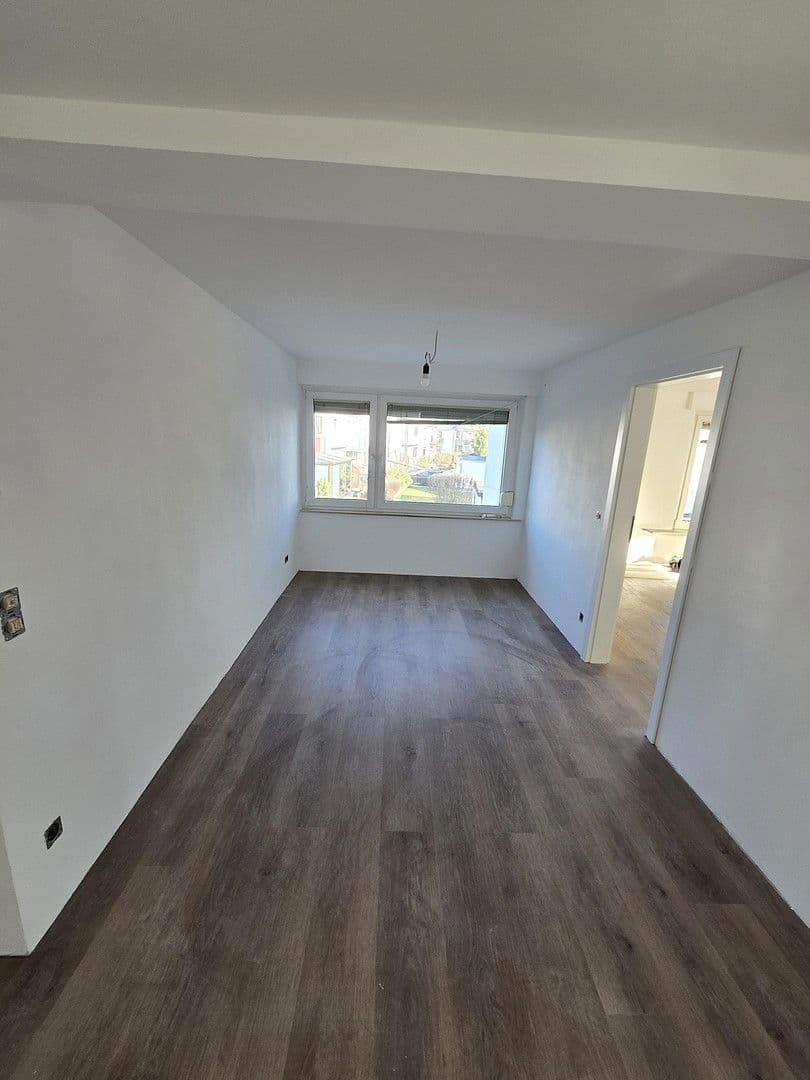 Pronájem bytu 3+1 93 m², Egartstraße 2, Leinfelden-Echterdingen, Bádensko-Württembersko Pronájem bytu 3+1 93 m², Egartstraße 2, Leinfelden-Echterdingen, Bádensko-Württembersko