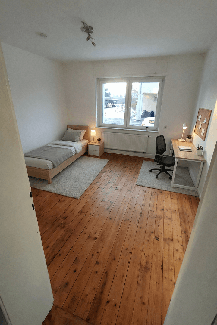 Pronájem bytu 1+1 10 m², Moltkestraße 49, Darmstadt, Hessen Pronájem bytu 1+1 10 m², Moltkestraße 49, Darmstadt, Hessen