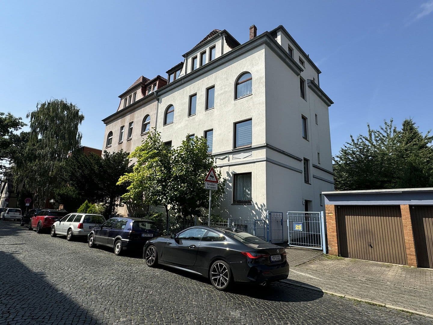 Pronájem bytu 3+1 87 m², Ziesenißstraße 25, Hannover, Dolní Sasko Pronájem bytu 3+1 87 m², Ziesenißstraße 25, Hannover, Dolní Sasko