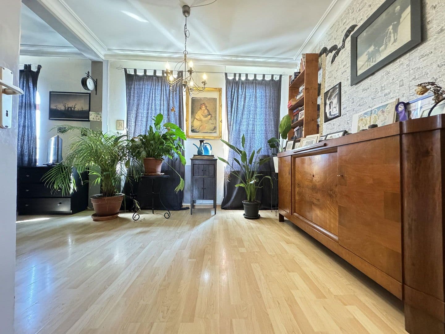 Pronájem bytu 3+1 87 m², Ziesenißstraße 25, Hannover, Dolní Sasko Pronájem bytu 3+1 87 m², Ziesenißstraße 25, Hannover, Dolní Sasko