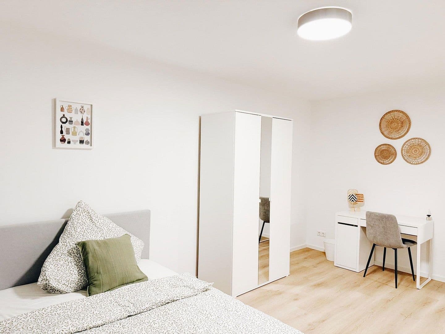Pronájem bytu 1+kk 35 m², Königswieser Straße 1, München, Bavorsko Pronájem bytu 1+kk 35 m², Königswieser Straße 1, München, Bavorsko