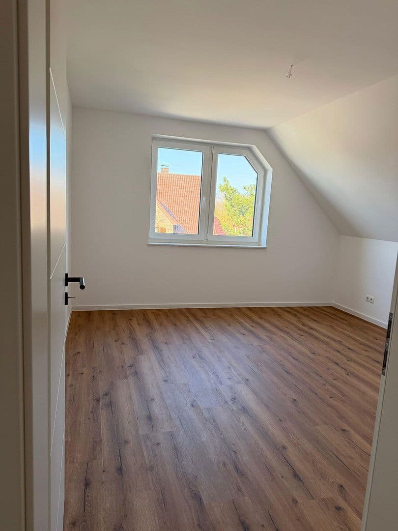 Prodej bytu 3+1 93 m², Grünstadterstraße 6, Obersülzen, Porýní-Falc Prodej bytu 3+1 93 m², Grünstadterstraße 6, Obersülzen, Porýní-Falc