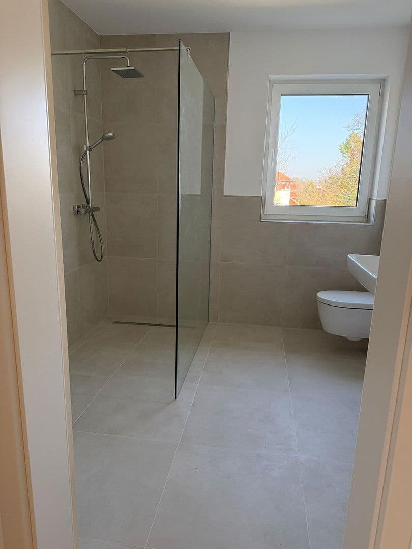 Prodej bytu 3+1 93 m², Grünstadterstraße 6, Obersülzen, Porýní-Falc Prodej bytu 3+1 93 m², Grünstadterstraße 6, Obersülzen, Porýní-Falc