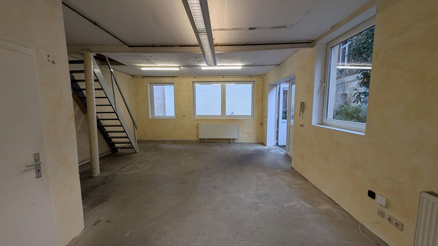 Pronájem nebytového prostoru 141 m², Hannover, Dolní Sasko Pronájem nebytového prostoru 141 m², Hannover, Dolní Sasko