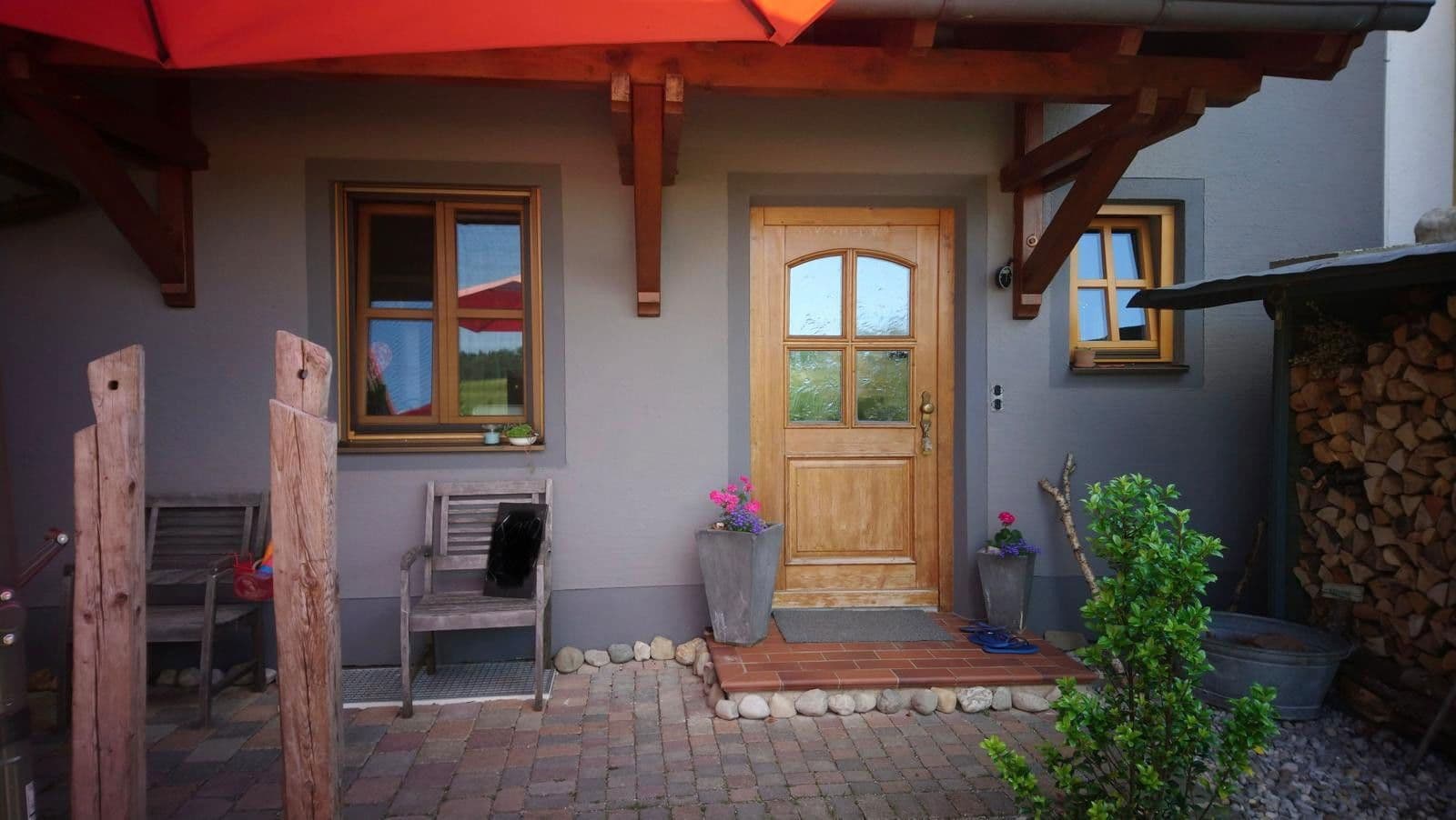 Prodej domu 132 m², pozemek 427 m², Tuntenhausen, Bavorsko Prodej domu 132 m², pozemek 427 m², Tuntenhausen, Bavorsko