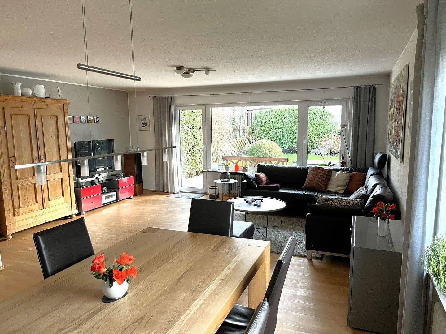 Prodej domu 146 m², pozemek 252 m², Stuttgart-Weilimdorf (Wolfbusch), Bádensko-Württembersko Prodej domu 146 m², pozemek 252 m², Stuttgart-Weilimdorf (Wolfbusch), Bádensko-Württembersko