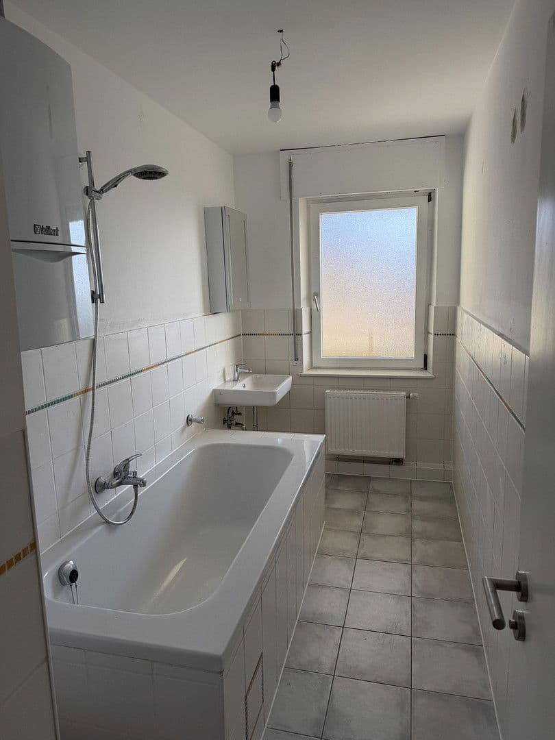 Pronájem bytu 4+1 120 m², Bucher Straße 97, Nürnberg, Bavorsko Pronájem bytu 4+1 120 m², Bucher Straße 97, Nürnberg, Bavorsko