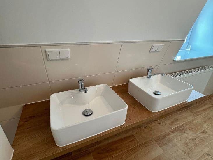 Prodej bytu 4+1 108 m², Jena, Durynsko Prodej bytu 4+1 108 m², Jena, Durynsko