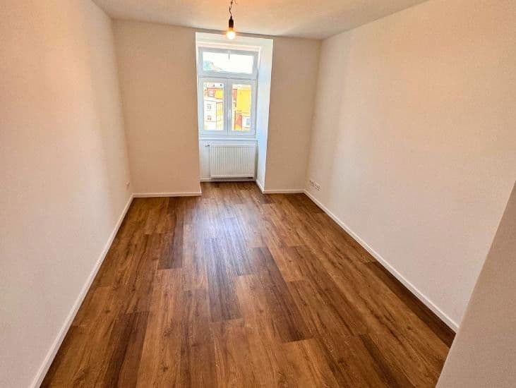 Prodej bytu 4+1 127 m², Jena, Durynsko Prodej bytu 4+1 127 m², Jena, Durynsko