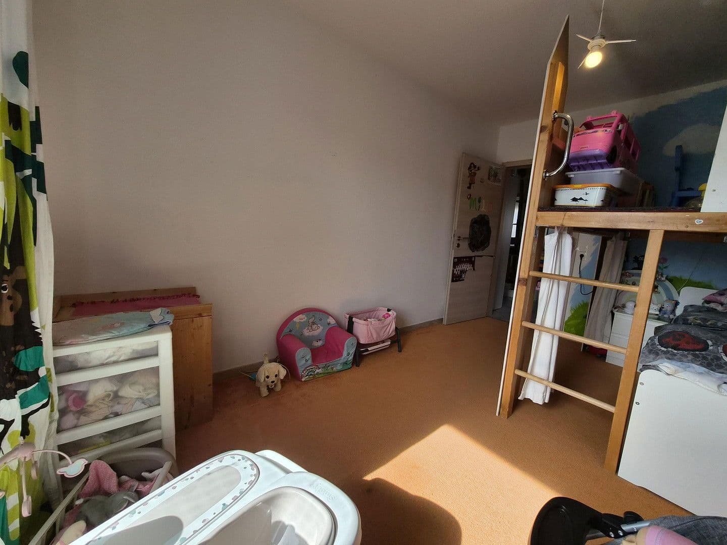 Prodej domu 156 m², pozemek 356 m², Ampfing, Bavorsko Prodej domu 156 m², pozemek 356 m², Ampfing, Bavorsko