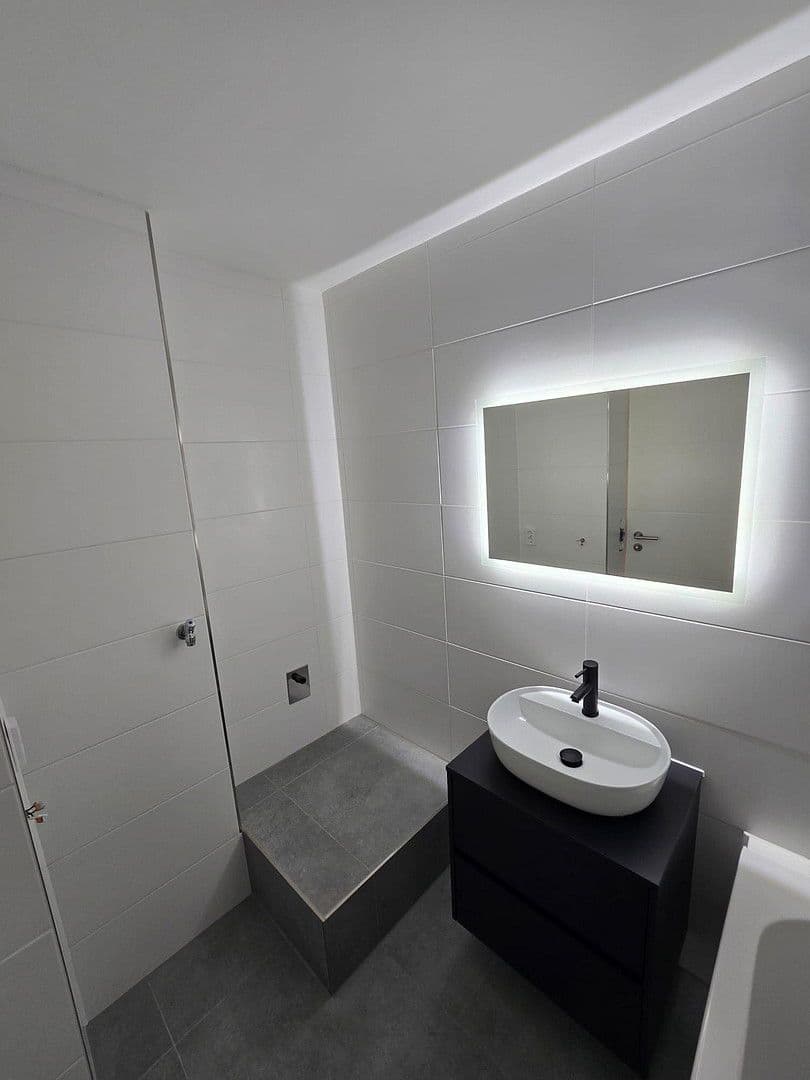 Prodej bytu 4+1 101 m², Blaustein, Bádensko-Württembersko Prodej bytu 4+1 101 m², Blaustein, Bádensko-Württembersko