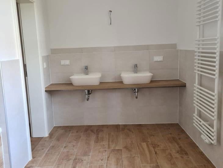 Prodej bytu 4+1 116 m², Jena, Durynsko Prodej bytu 4+1 116 m², Jena, Durynsko