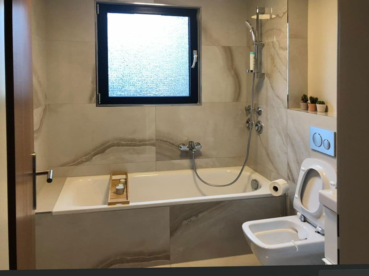 Pronájem bytu 2+1 63 m², Jesuitengasse 118, Köln, Severní Porýní-Vestfálsko Pronájem bytu 2+1 63 m², Jesuitengasse 118, Köln, Severní Porýní-Vestfálsko