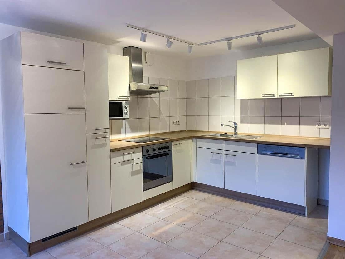 Pronájem bytu 1+kk 65 m², Köln, Severní Porýní-Vestfálsko Pronájem bytu 1+kk 65 m², Köln, Severní Porýní-Vestfálsko