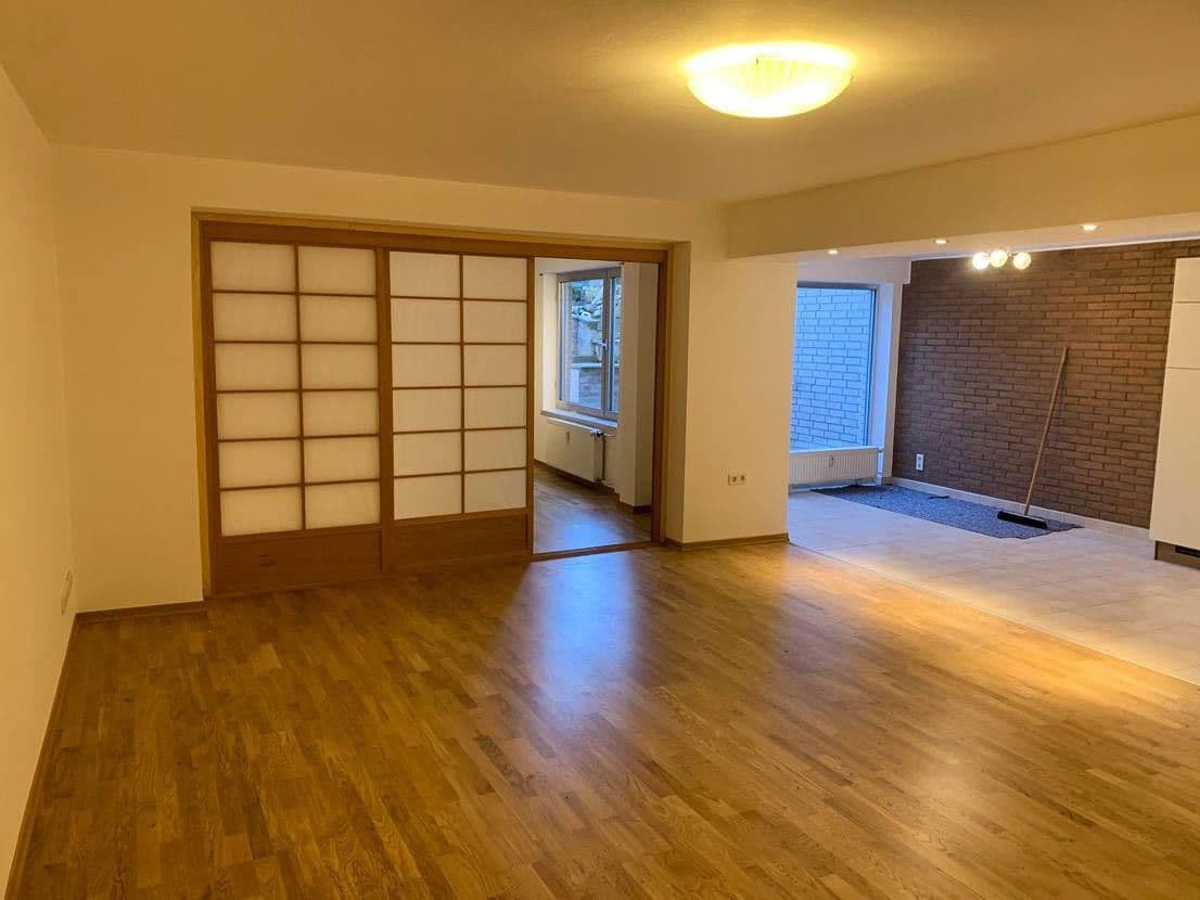 Pronájem bytu 1+kk 65 m², Köln, Severní Porýní-Vestfálsko Pronájem bytu 1+kk 65 m², Köln, Severní Porýní-Vestfálsko