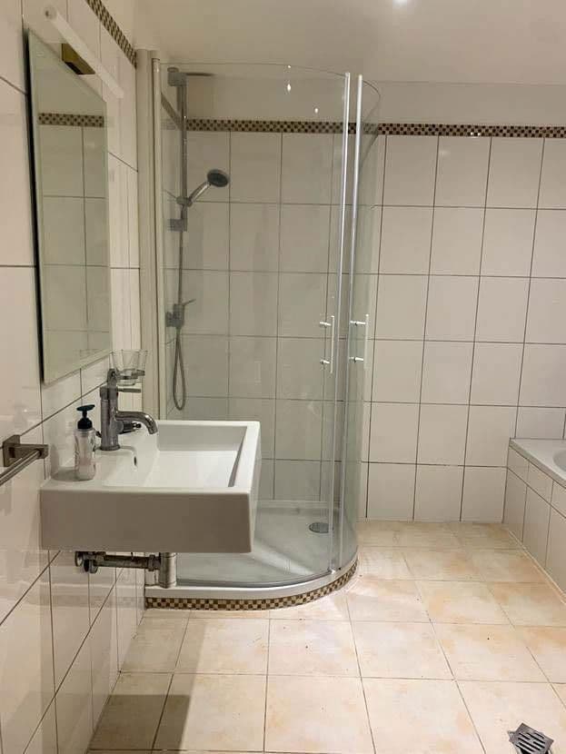 Pronájem bytu 1+kk 65 m², Köln, Severní Porýní-Vestfálsko Pronájem bytu 1+kk 65 m², Köln, Severní Porýní-Vestfálsko