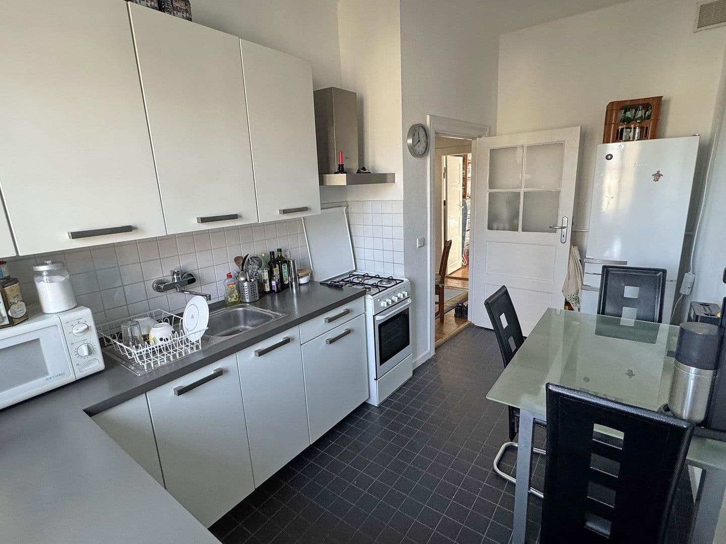 Prodej bytu 3+1 64 m², Kaiserin-Augusta-Str. 30, Berlin, Berlín Prodej bytu 3+1 64 m², Kaiserin-Augusta-Str. 30, Berlin, Berlín
