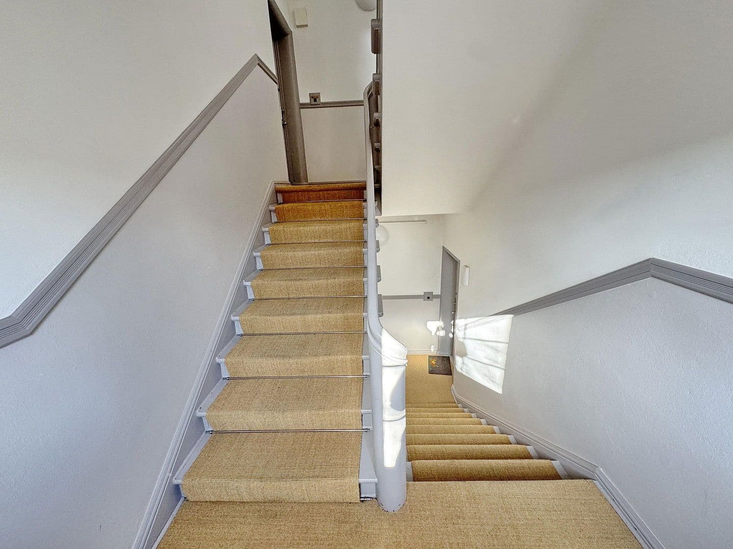 Prodej bytu 3+1 64 m², Kaiserin-Augusta-Str. 30, Berlin, Berlín Prodej bytu 3+1 64 m², Kaiserin-Augusta-Str. 30, Berlin, Berlín