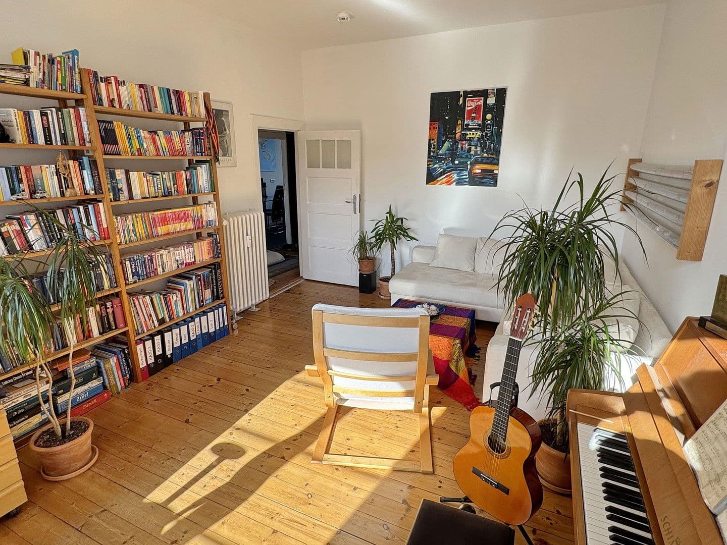 Prodej bytu 3+1 64 m², Kaiserin-Augusta-Str. 30, Berlin, Berlín Prodej bytu 3+1 64 m², Kaiserin-Augusta-Str. 30, Berlin, Berlín