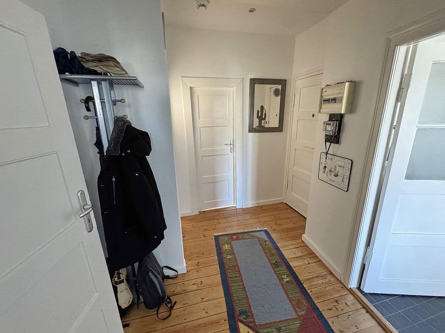 Prodej bytu 3+1 64 m², Kaiserin-Augusta-Str. 30, Berlin, Berlín Prodej bytu 3+1 64 m², Kaiserin-Augusta-Str. 30, Berlin, Berlín