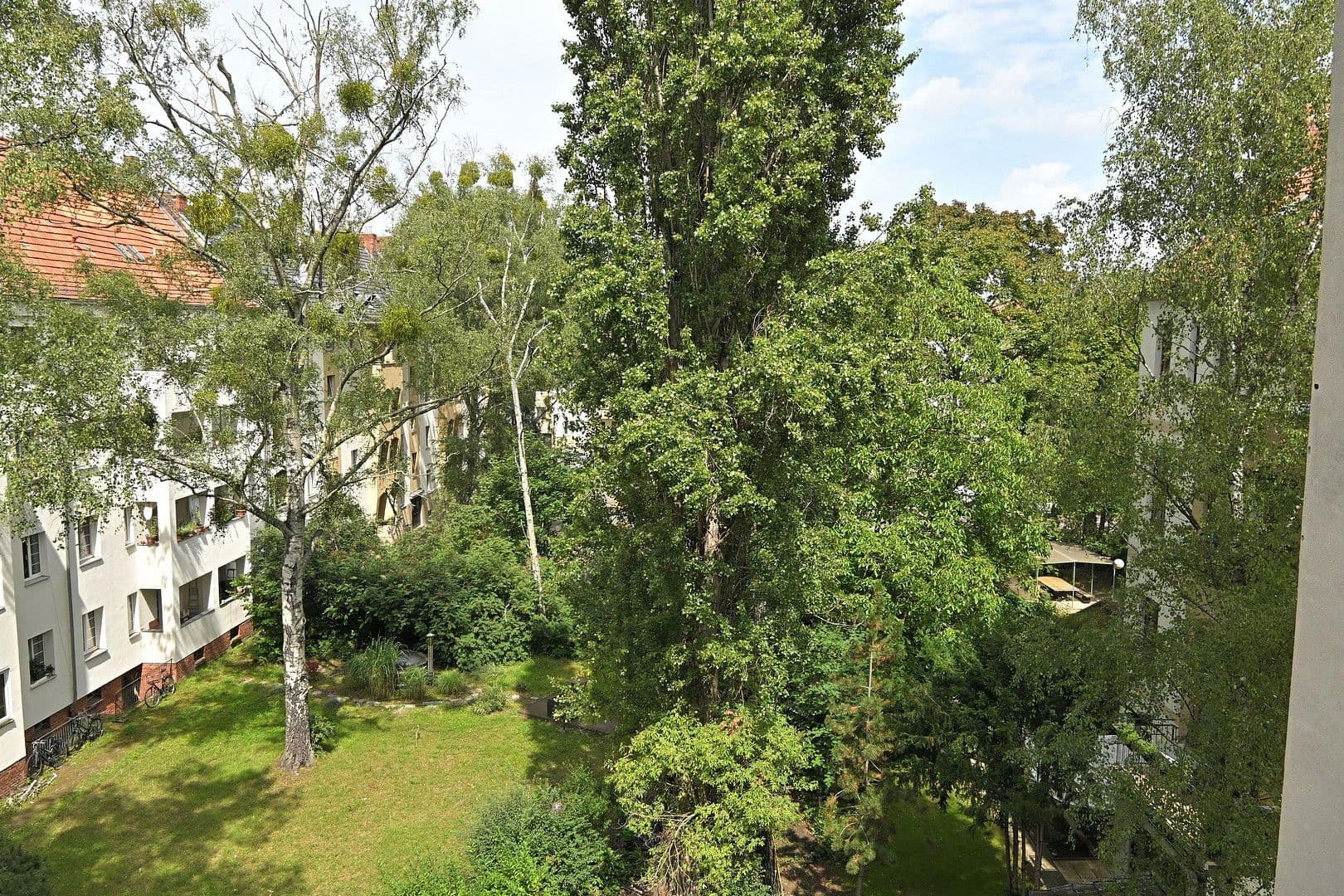 Prodej bytu 3+1 64 m², Kaiserin-Augusta-Str. 30, Berlin, Berlín Prodej bytu 3+1 64 m², Kaiserin-Augusta-Str. 30, Berlin, Berlín